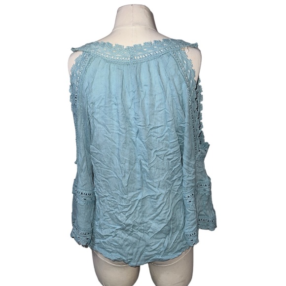 CHARLOTTE RUSSE | OPEN SHOLDER LACE V-NECK  BLUE TOP WOMENS SZ MED - Picture 4 of 6